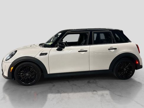 Used 2024 MINI Cooper S w/ Signature Upholstery Package FWD image 2