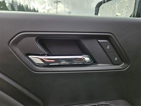 New 2025 GMC Canyon Elevation w/ Convenience Package image 16