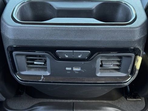 Used 2024 GMC Sierra 1500 AT4 w/ Technology Package image 29