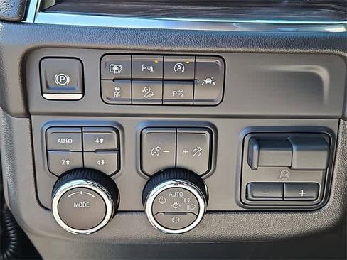 New 2025 Chevrolet Tahoe Premier w/ Sun And Tow Package image 21