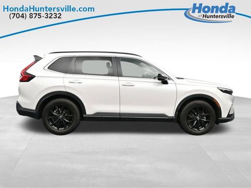 Used 2025 Honda CR-V Sport-L image 9