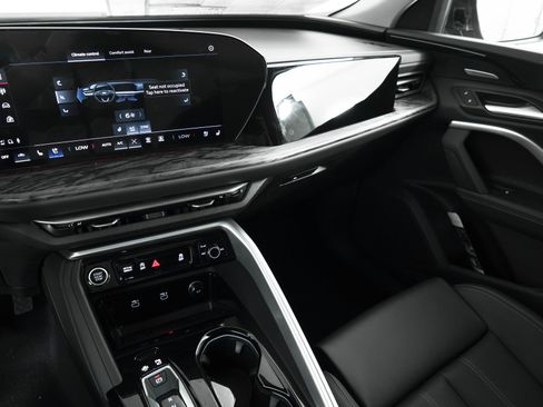 New 2025 Audi Q5 Premium Plus image 12