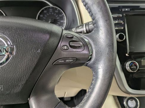 Used 2020 Nissan Murano SL w/ Cargo Package image 16