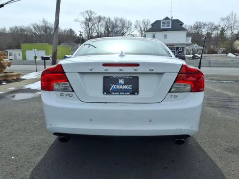 Used 2013 Volvo C70 T5 image 4