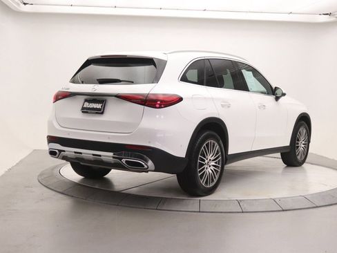 Certified 2026 Mercedes-Benz GLC 300 image 5