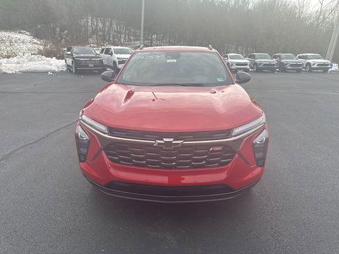 New 2026 Chevrolet Trax RS w/ Driver Confidence Package image 8