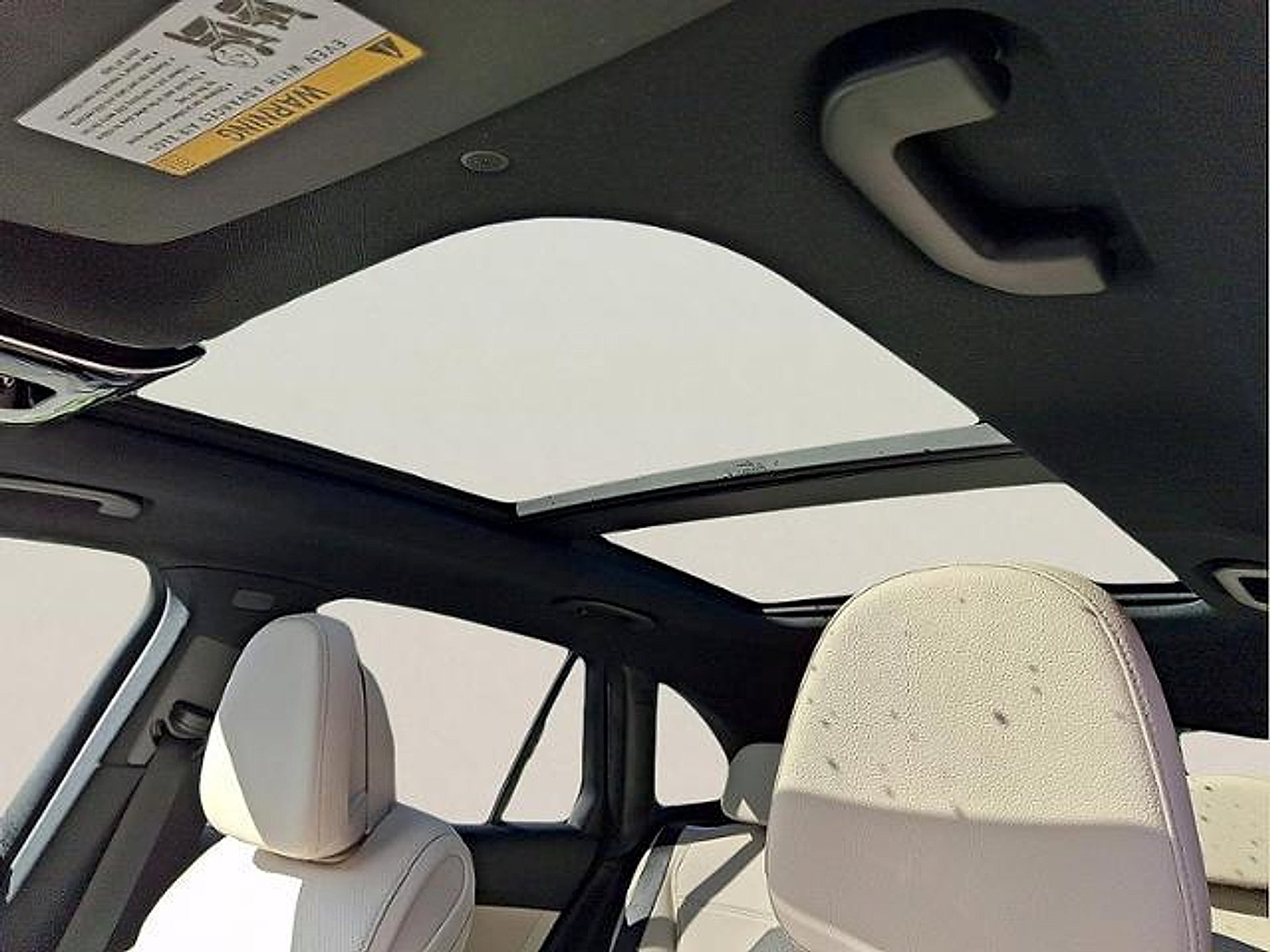 Used 2023 Mercedes-Benz GLC 300 4MATIC image 12