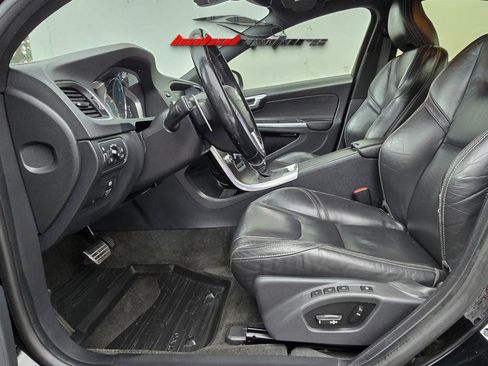 Used 2015 Volvo S60 T5 Premier w/ Convenience Package image 5