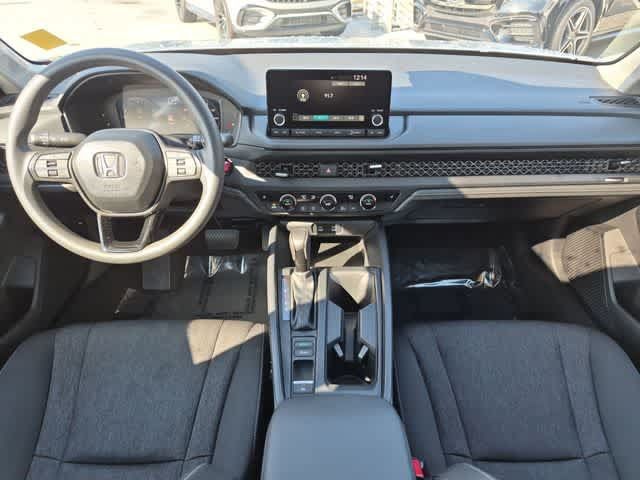 Used 2025 Honda Accord SE image 13