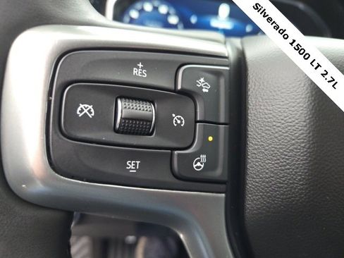 Used 2023 Chevrolet Silverado 1500 LT image 23