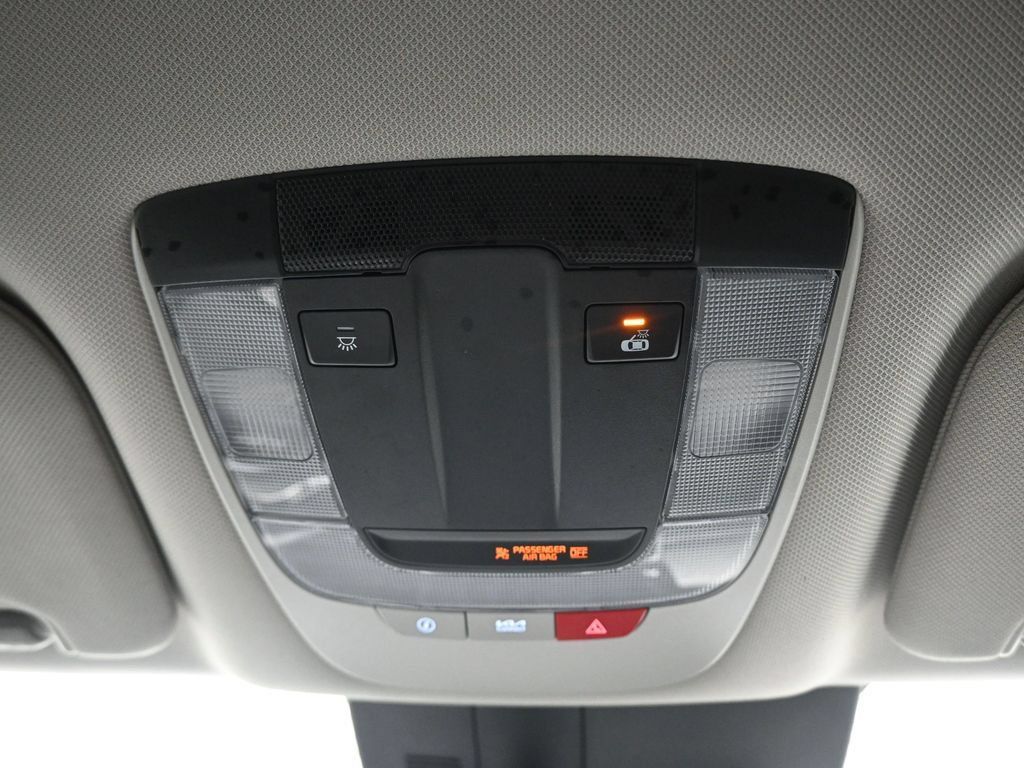 Used 2023 Kia Sorento S FWD image 27