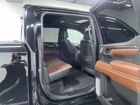Used 2024 GMC Sierra 1500 Denali Ultimate AWD/4WD image 19