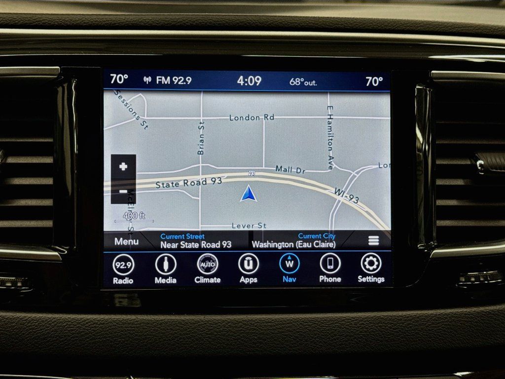 Used 2019 Chrysler Pacifica Touring Plus w/ S Appearance Package FWD image 11