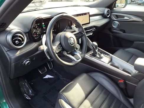Used 2024 Alfa Romeo Tonale Veloce image 17