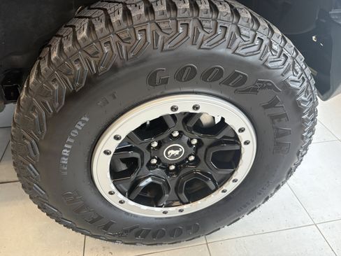 Used 2023 Ford Bronco Outer Banks w/ Sasquatch Package AWD/4WD image 13