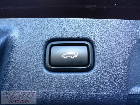 Used 2024 Hyundai Palisade Limited image 26