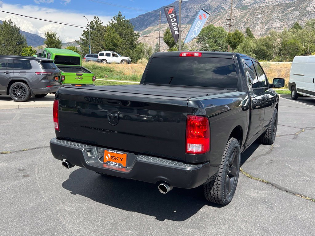 Used 2018 RAM 1500 Express w/ Black Ram 1500 Express Group RWD image 9