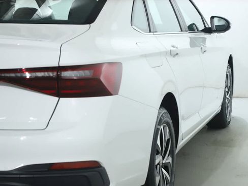 Certified 2025 Volkswagen Jetta S image 42