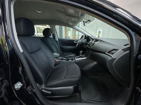 Used 2019 Nissan Sentra SV FWD image 28