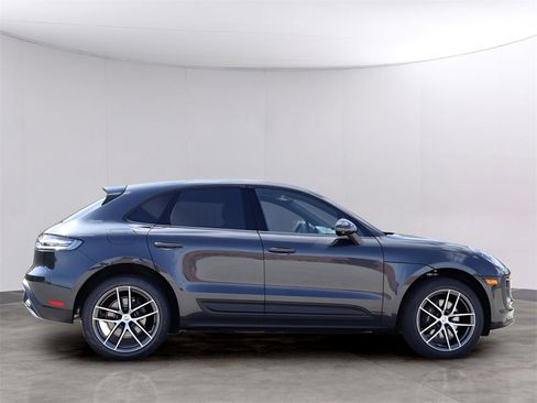 New 2025 Porsche Macan image 9