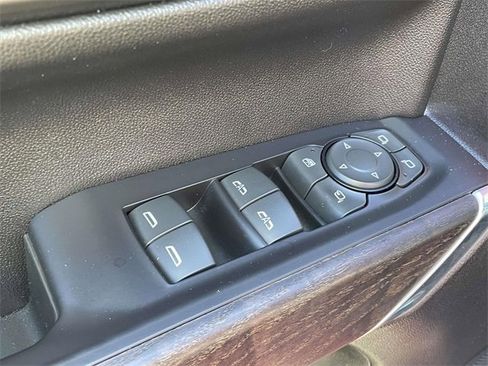 Used 2021 GMC Sierra 1500 Denali w/ Denali Ultimate Package image 29