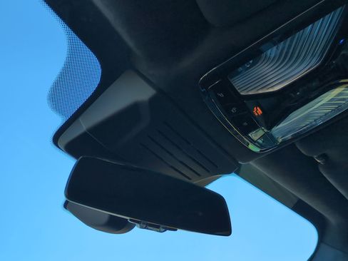 Certified 2023 BMW X7 xDrive40i w/ Executive Package image 27