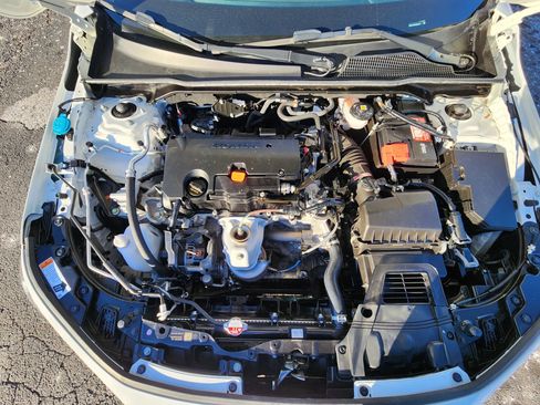 Used 2024 Honda Civic LX image 19
