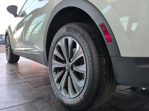 Used 2024 Buick Envision Preferred image 9