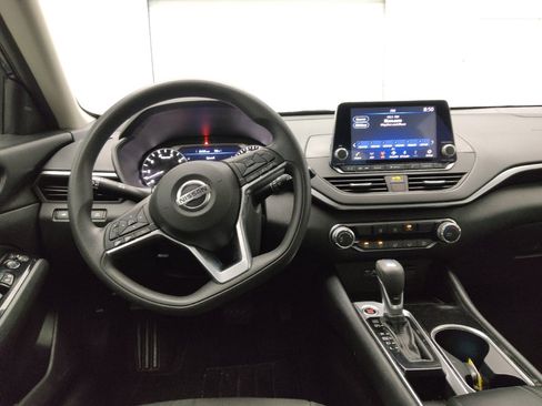 Used 2021 Nissan Altima 2.5 SV FWD image 22