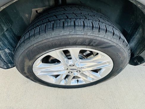 Used 2016 Ford Explorer Limited w/ Equipment Group 301A FWD image 35