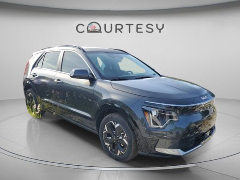 New 2026 Kia Niro Wind FWD image 4
