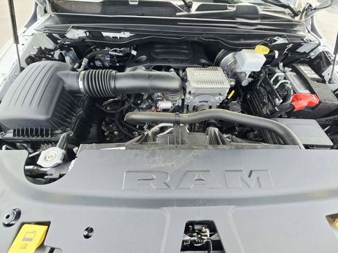 Used 2023 RAM 1500 Laramie AWD/4WD image 21
