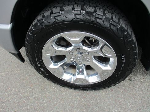 Used 2021 RAM 1500 Big Horn AWD/4WD image 9