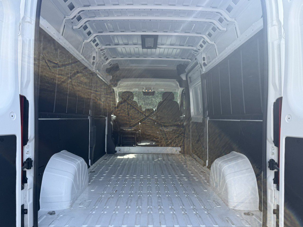 Used 2026 RAM ProMaster 2500 w/ Convenience Group FWD image 7