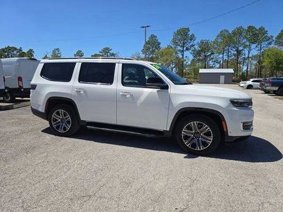 Certified 2024 Jeep Wagoneer Series II w/ Flexible Seating Group
