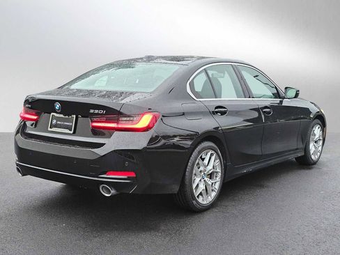 Used 2025 BMW 330i xDrive 330i xDrive w/ Convenience Package image 3
