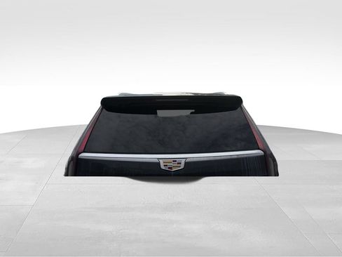 Used 2021 Cadillac Escalade Premium Luxury AWD/4WD image 4