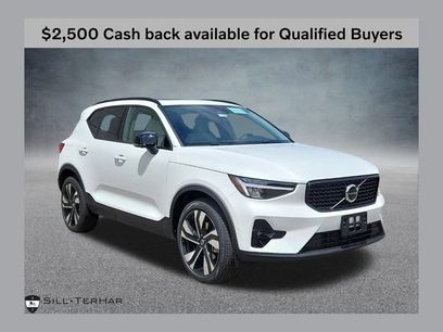 New 2026 Volvo XC40 B5 Plus w/ Climate Package
