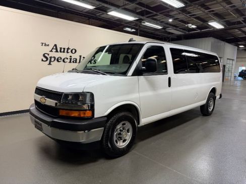 Used 2024 Chevrolet Express 3500 LT w/ LT Preferred Equipment Group RWD image 1
