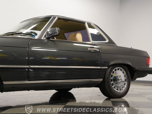 Used 1989 Mercedes-Benz 560 SL image 22