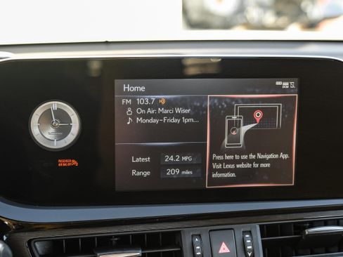 Used 2022 Lexus ES 350 w/ Premium Package image 27