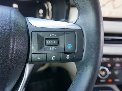 Used 2023 INFINITI QX60 Luxe w/ Cargo Package FWD image 9