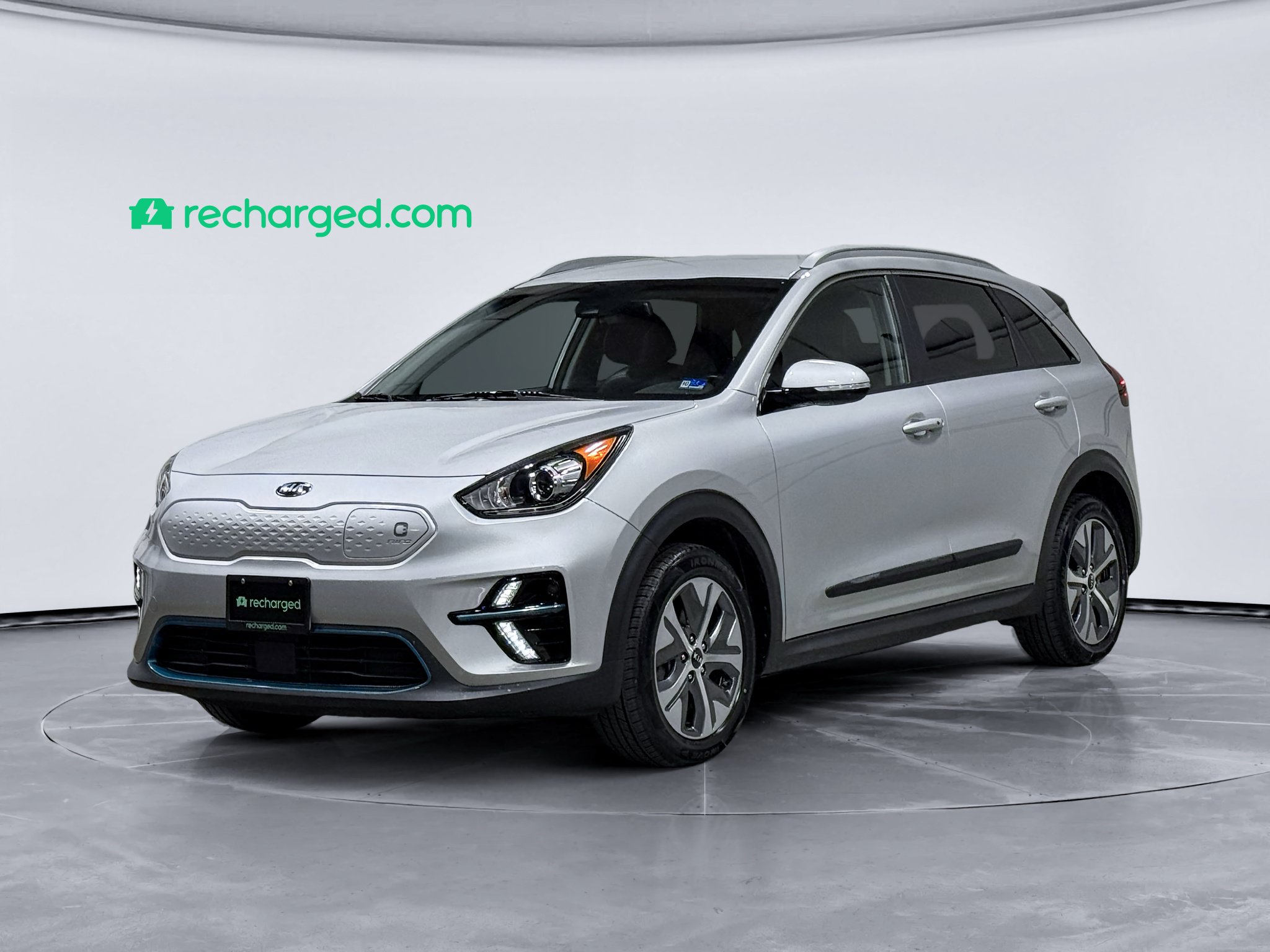 Used 2019 Kia Niro EX w/ Cold Weather Package 2.0 FWD image 1