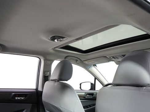 Used 2019 Subaru Outback 2.5i Limited AWD/4WD image 17