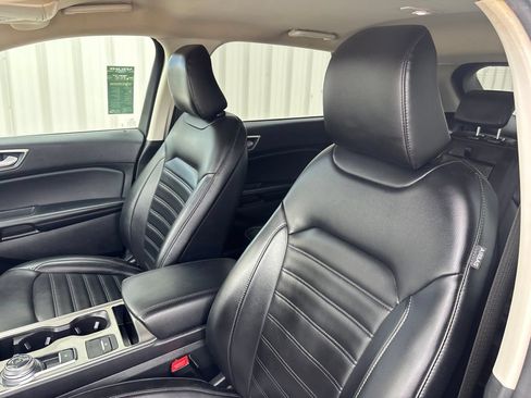 Used 2023 Ford Edge SEL AWD/4WD image 22