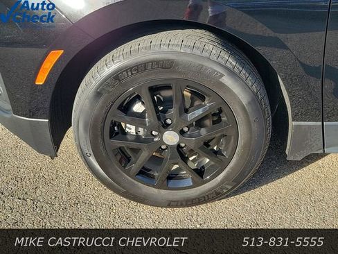 Used 2023 Chevrolet Equinox LS FWD image 9