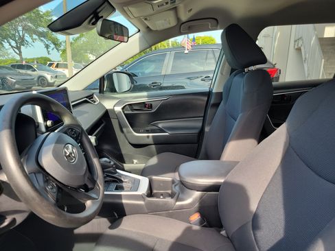 Used 2024 Toyota RAV4 LE FWD image 22