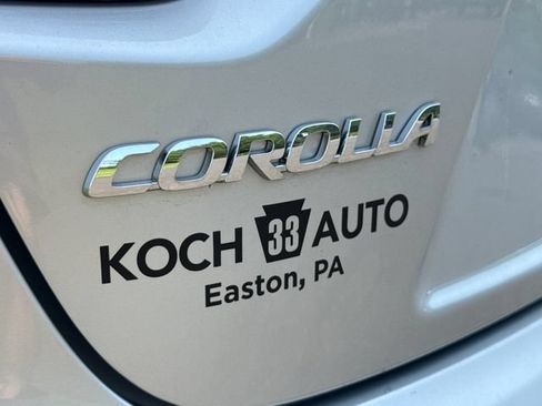 Used 2024 Toyota Corolla LE FWD image 17