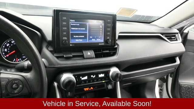 Used 2021 Toyota RAV4 LE AWD/4WD image 14