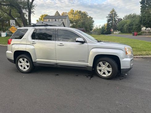 Used 2016 GMC Terrain SLE w/ Convenience Package AWD/4WD image 5